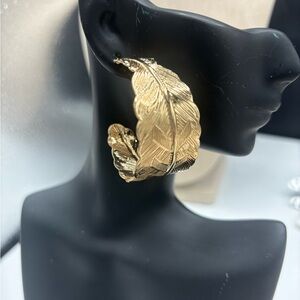 Gold Feather Hoop Earrings - Women Jewelry